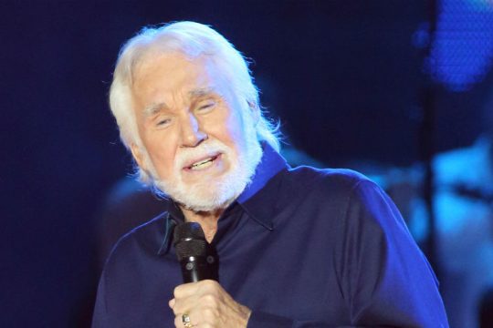 Πέθανε ο θρύλος της country Κένι Ρότζερς