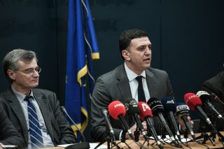 «Οι ευπαθείς ομάδες να κάτσουν σπίτι τους»