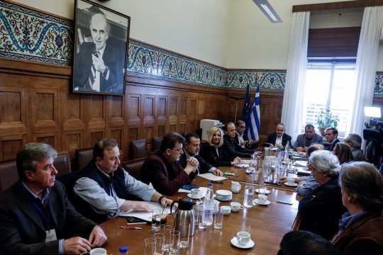Σχέδιο με τέσσερις πυλώνες από το ΚΙΝ.ΑΛΛ. για τον κορονοϊό