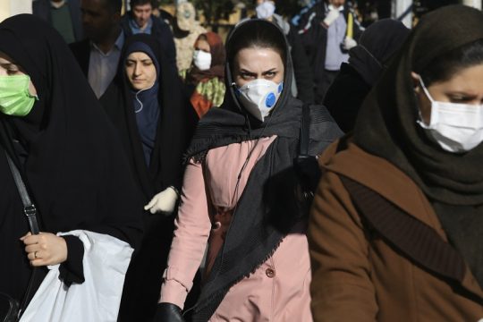 Άγνωστη η εξέλιξη της επιδημίας, παραδέχεται τώρα ο ΠΟΥ