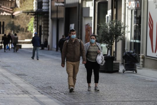 Όλες οι επιχειρήσεις που κλείνουν από σήμερα – Ποια καταστήματα μένουν ανοιχτά