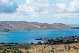 Απομόνωση και εργασία