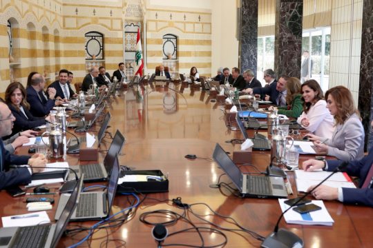 Ένα βήμα πριν τη χρεοκοπία ο Λίβανος