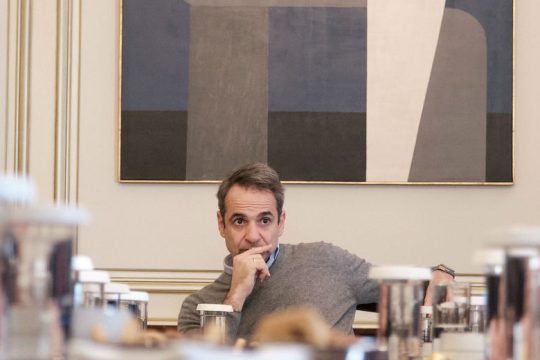 «Κλείνουμε την πόρτα στον κορονοϊό» το μήνυμα του πρωθυπουργού