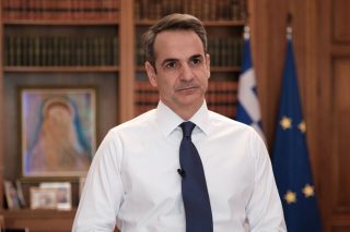 «Εμβόλιο» 10 δισ. κατά του ιού