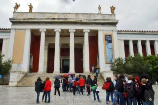 Το υπουργείο Πολιτισμού αδιαφορεί για τον κορονοϊό