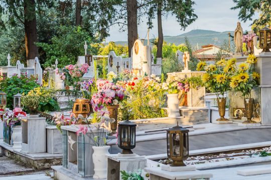 Αθήνα: Έκτακτα μέτρα και στα νεκροταφεία λόγω πανδημίας