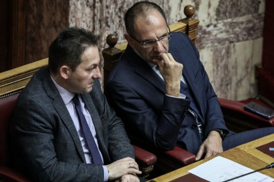 Προς υλοποίηση τα σχέδια για κλειστά κέντρα σε ξερονήσια