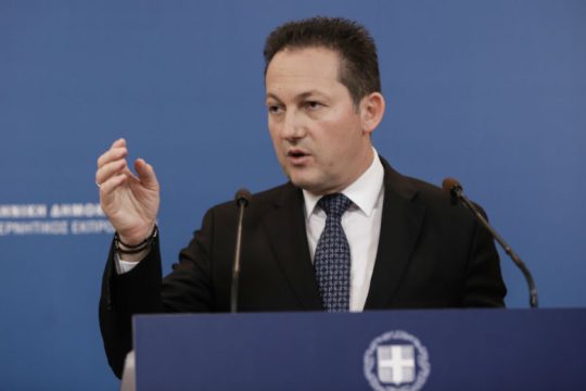 Και λίγα δώσαμε για τις ιδιωτικές ΜΕΘ ισχυρίζεται ο Πέτσας