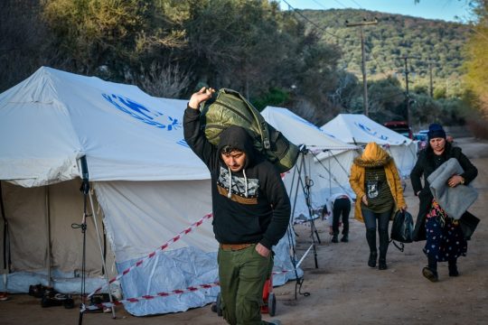 Το προσφυγικό δοκιμάζει τις αξίες και τη δημοκρατία μας