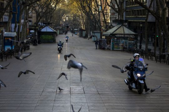 Στον πάγο η Ευρώπη λόγω κορονοϊού