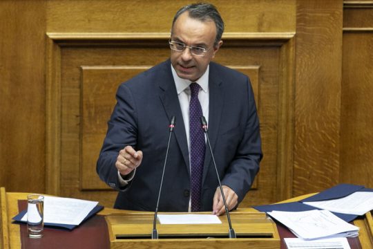 Ενεση ρευστότητας σε «πληγωμένες» επιχειρήσεις