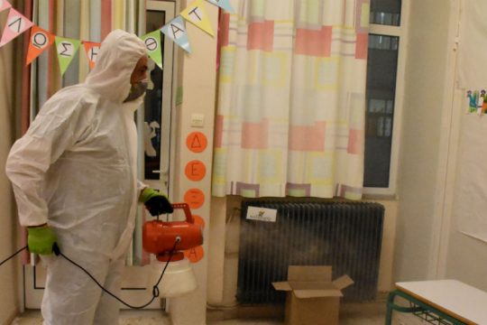 Μια τεράστια άσκηση κοινωνικής αντοχής
