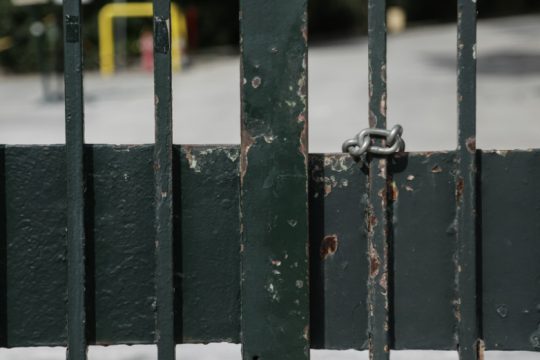 Ποια σχολεία είναι κλειστά λόγω κορονοϊού – Συνεχής ενημέρωση