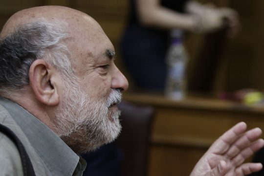 Σοβαρά προβλήματα των επαγγελματιών στις Κυκλάδες