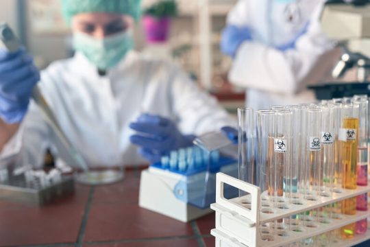 Τα πανεπιστήμια μπορούν να κάνουν διαγνωστικά τεστ γρήγορα και φτηνά