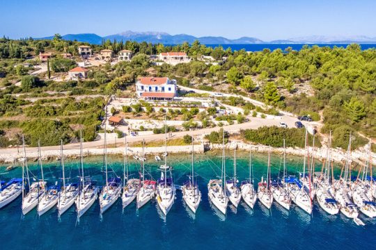O ΦΠΑ «πνίγει» τον θαλάσσιο τουρισμό
