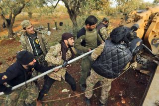 «Βαλτώνει» το Συριακό, βρυχάται ο Ερντογάν
