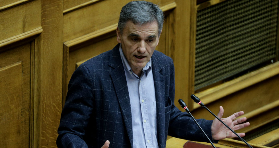 Διασταύρωσαν τα ξίφη τους για το άσυλο και τον «Δούρειο Ίππο του Ερντογάν»