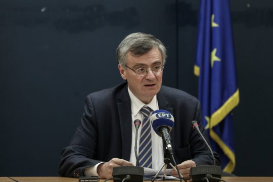 32 οι νεκροί στην Ελλάδα, 69 οι διασωληνωμένοι
