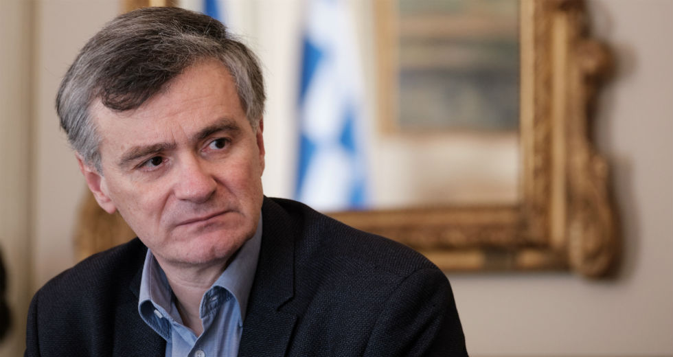 Σωτήρης Τσιόδρας: Η ήρεμη δύναμη στη μάχη του κορονοϊού