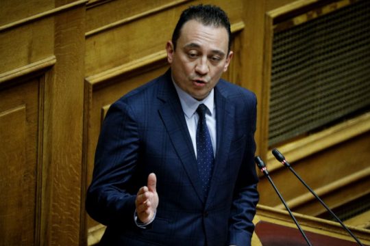 Αποδοκιμασία των ακραίων φωνών από τον υφυπουργό Εξωτερικών