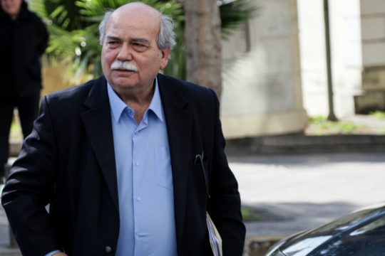 «Σοβαρές οι ευθύνες της κυβέρνησης για όσα έκνομα συμβαίνουν στα νησιά»