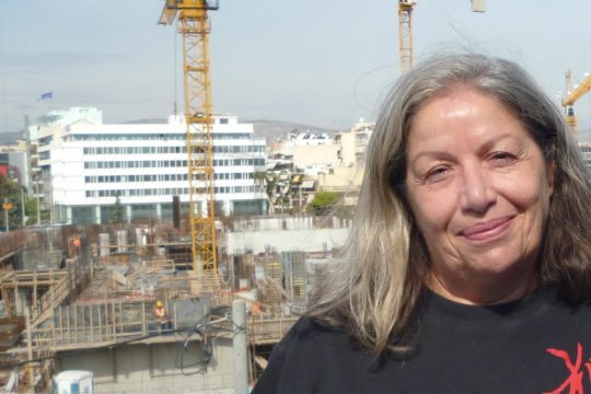 Οι δύο απαντήσεις της Χαράς