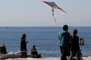 Από τους χαρταετούς στους πλασταετούς