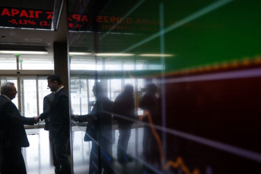 Ελεύθερη πτώση στο Χρηματιστήριο της Αθήνας