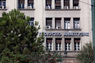 Τα σενάρια για το πλαφόν κέρδους σε τρόφιμα και καύσιμα