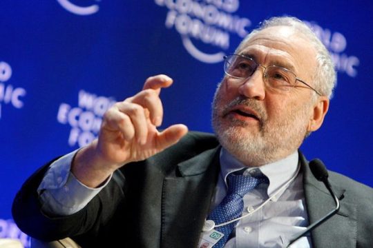 Κάποιος που βρίσκεται στην εξοχή μιλά για τις ευτυχείς στιγμές (22 Απριλίου)