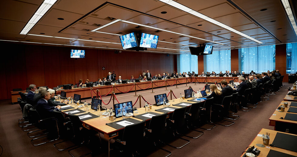 Ευρωπαϊκά σενάρια «μνημονίων» με χαλαρούς όρους