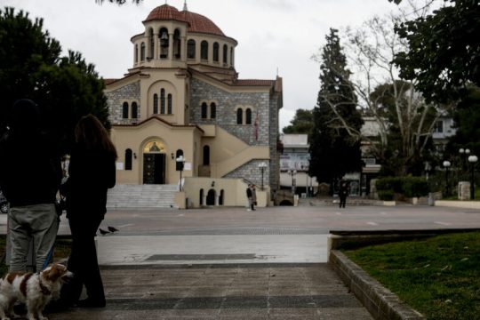 Κλειστές οι εκκλησίες και το Πάσχα