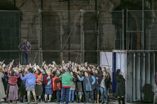 Οι «Ορνιθες», η Κάρμεν κι ο Σιρανό στις οθόνες μας