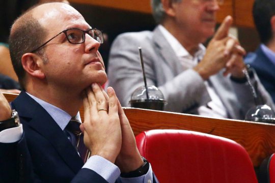 «Στοίχημα η προσαρμογή, μέχρι το εμβόλιο»