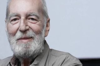 Τα πουλιά, το γέλιο, η «μέθη»