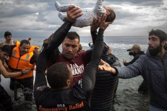 Ανεπιθύμητος στην Ελλάδα χωρίς να γνωρίζει τον λόγο