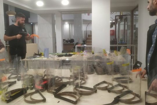 «Tρισδιάστατη» αλληλεγγύη από την κοινότητα των makers