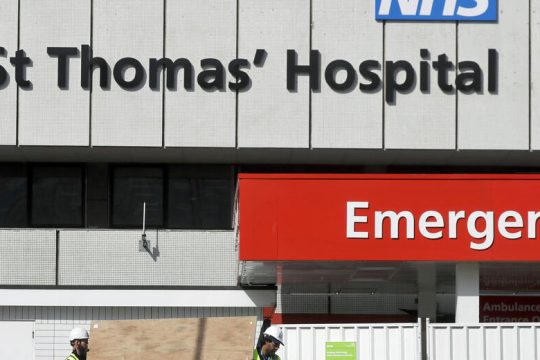 Στην εντατική η κυβέρνηση Τζόνσον