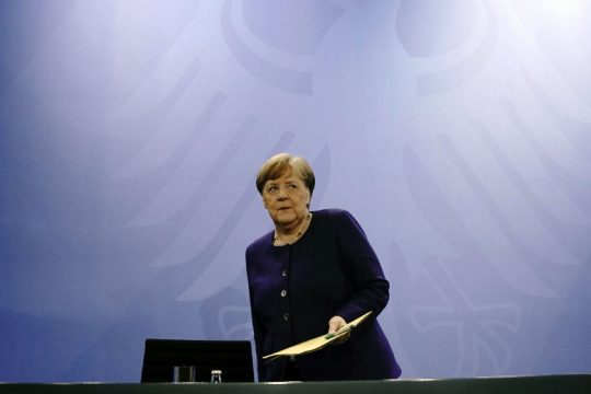 Μέρκελ: «Εκτός ημερήσιας διάταξης τα ταξίδια εκτός Γερμανίας»