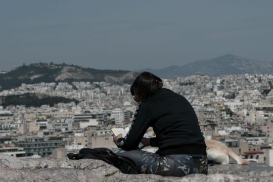 «Καθάρισαν» τον Αττικό ουρανό τα μέτρα κατά της πανδημίας