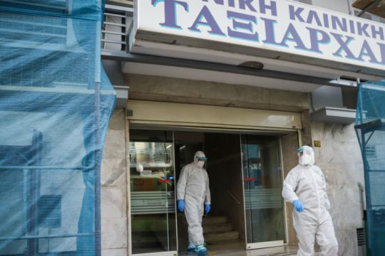 Υπερήλικας νέο πιθανό κρούσμα στους Ταξιάρχες