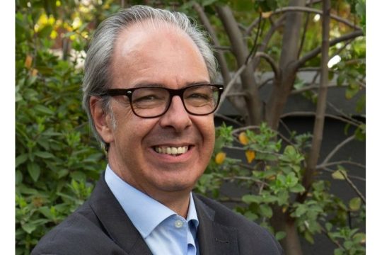 Ο David Cuenca διαδέχεται τον Michael Pooley στην προεδρία της CHEP Europe