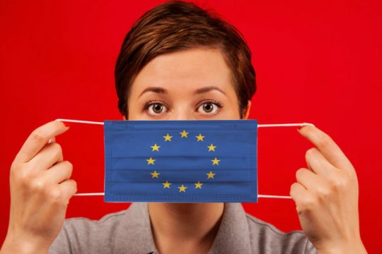 Reuters: Πώς η Ευρώπη βούλιαξε με κλειστά μάτια στην κρίση του κορονοϊού