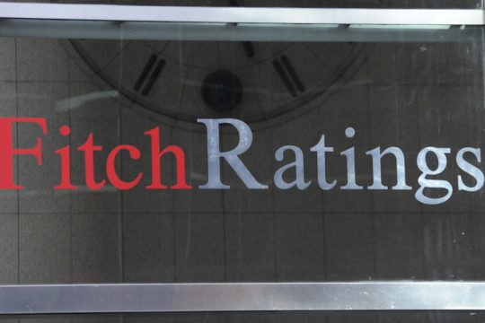 Υποβάθμιση από τον οίκο Fitch