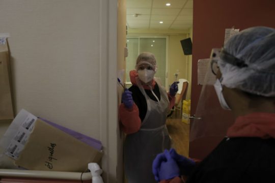 Σε γηροκομεία τα μισά θύματα του Covid-19 στην Ευρώπη