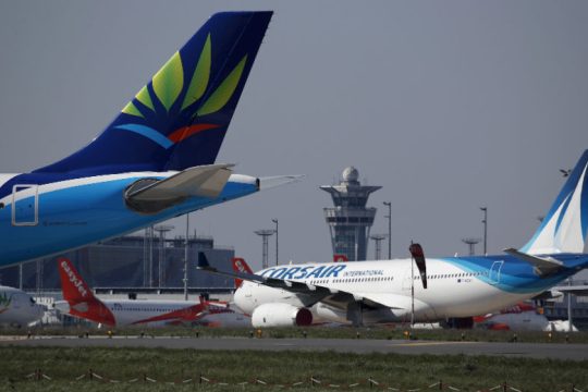 Πάνω από 250.000 Ευρωπαίοι σε όλο τον κόσμο περιμένουν να επαναπατριστούν