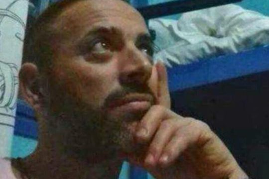 Επιστρέφει στον Κορυδαλλό ο Β. Δημάκης, σταματά την απεργία πείνας και δίψας
