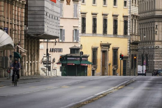 Θολό το μέλλον για εκατομμύρια εργαζόμενους στην Ιταλία